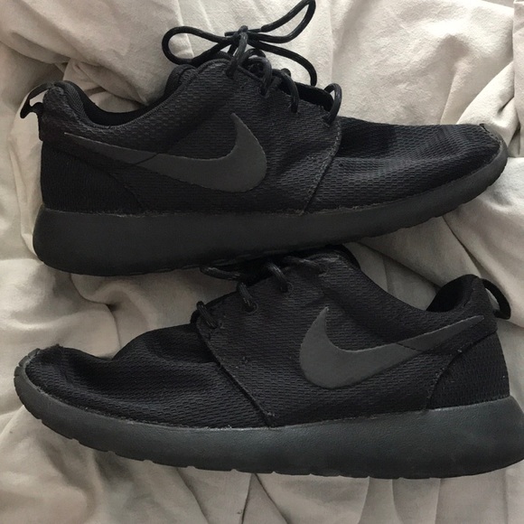 Nike | Shoes | All Black Nike Roshes | Poshmark